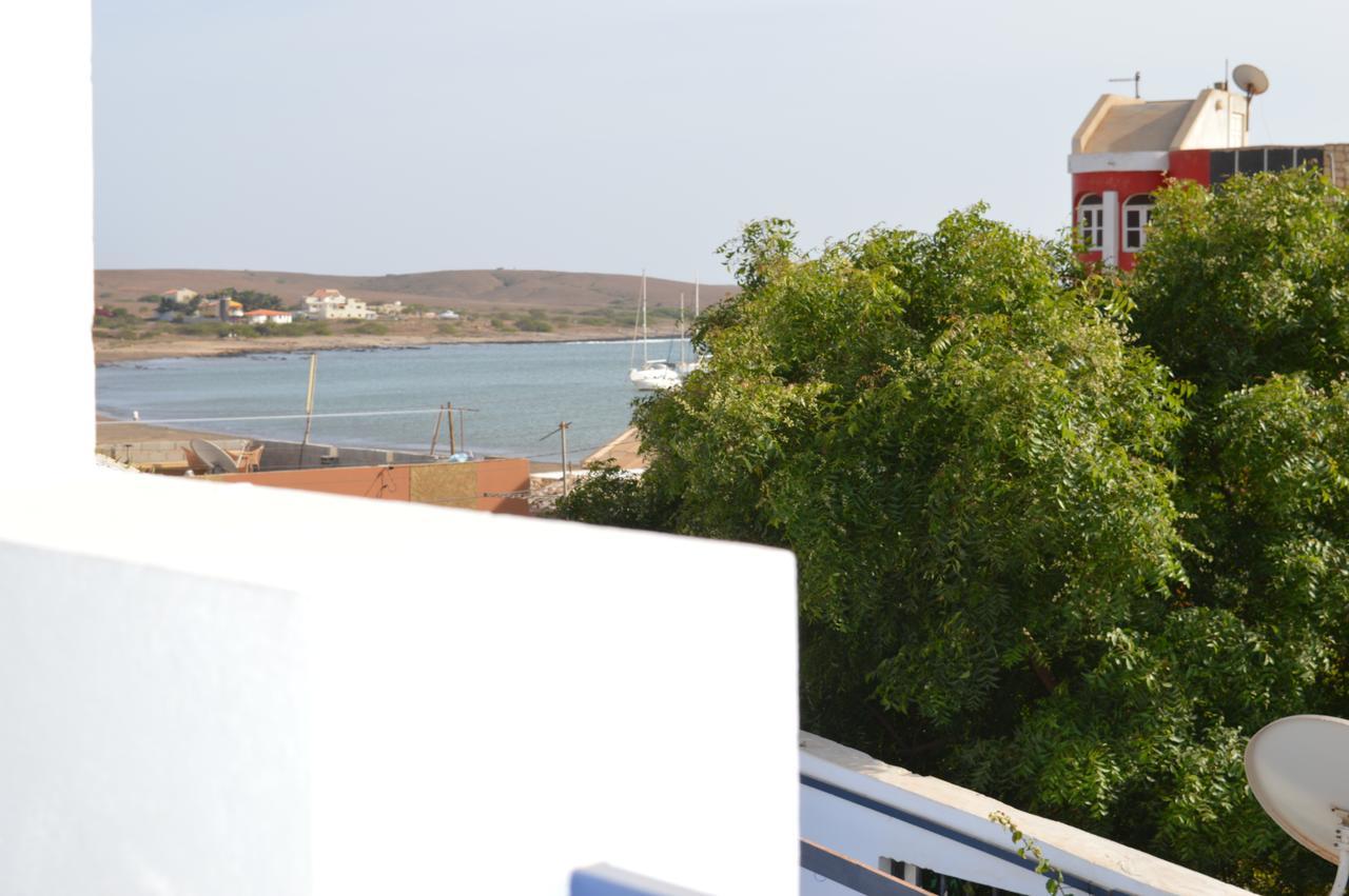 مبيت وإفطار Palmeira Yacht Club Sal المظهر الخارجي الصورة